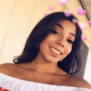 Meet your Posher, Ivon